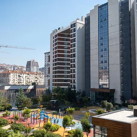Apartment Golden Stones House Garden And View